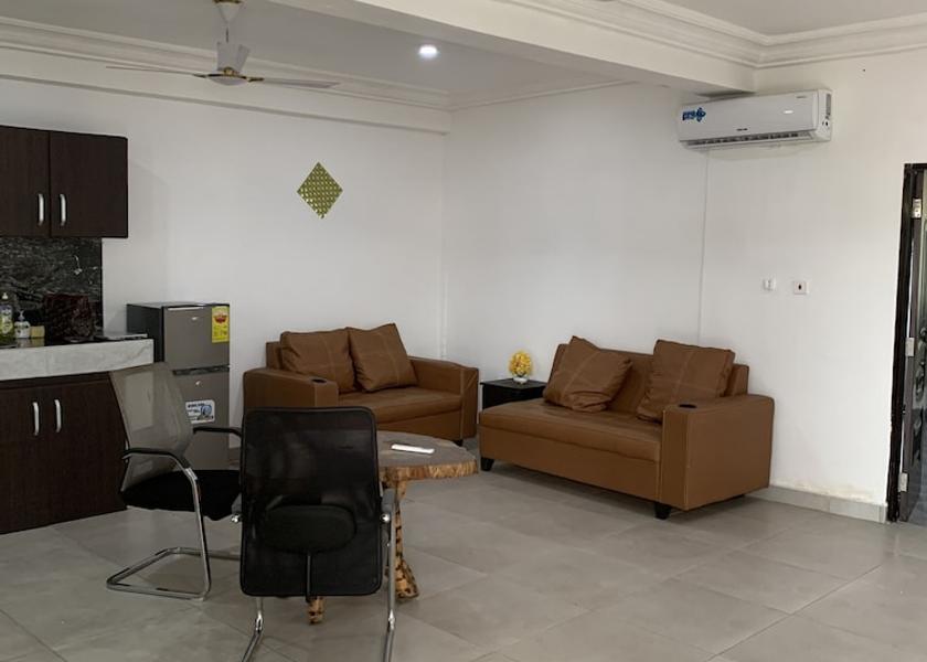  Accra Living area
