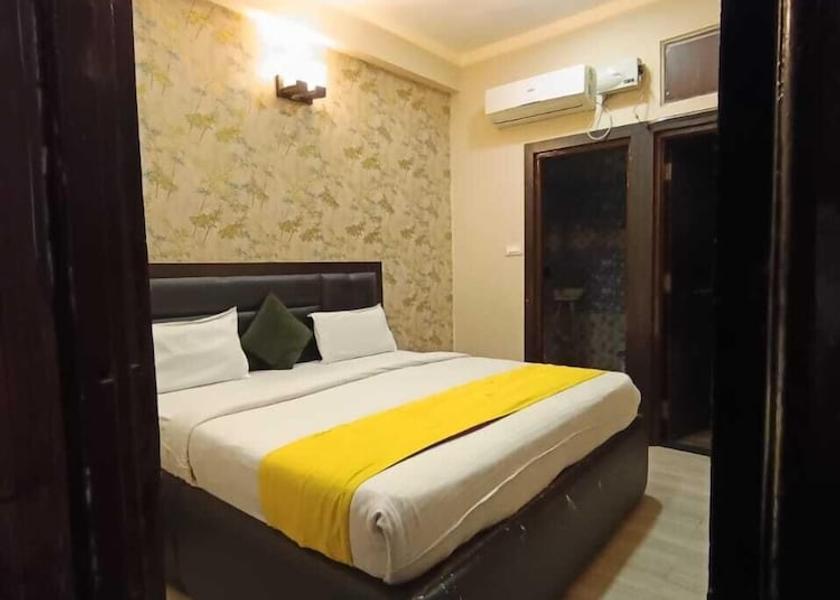 Madhya Pradesh Dewas Room
