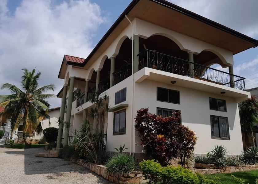Ashanti Region Ejisu Terrace/patio