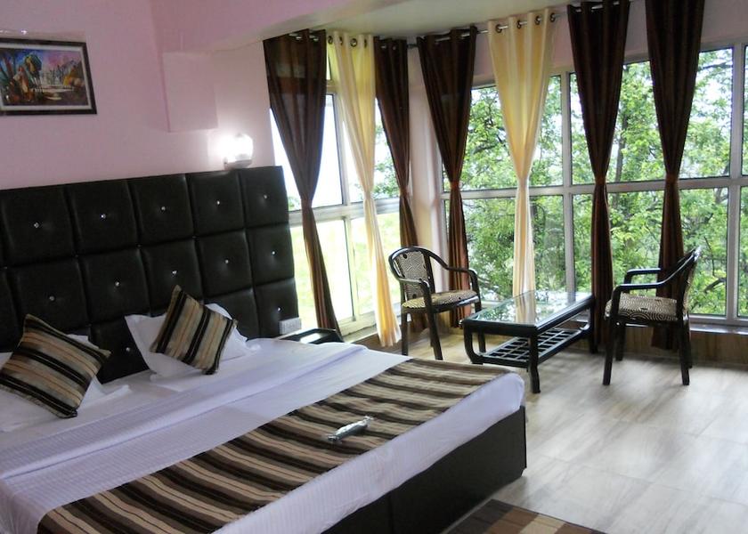 Uttarakhand Kausani Room