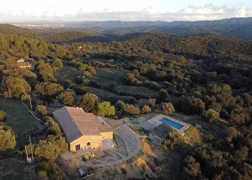 Catalonia Quart Exterior