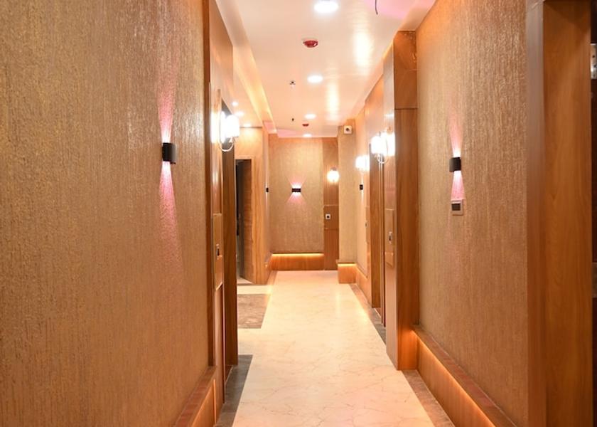 Uttar Pradesh Varanasi Lobby