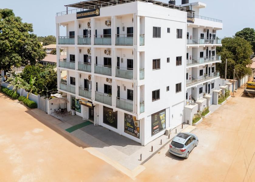  Serrekunda Exterior