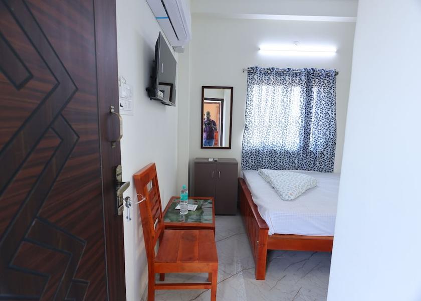 Tamil Nadu Tiruvannamalai Room