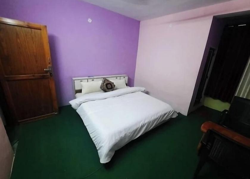 Uttarakhand Lansdowne Room