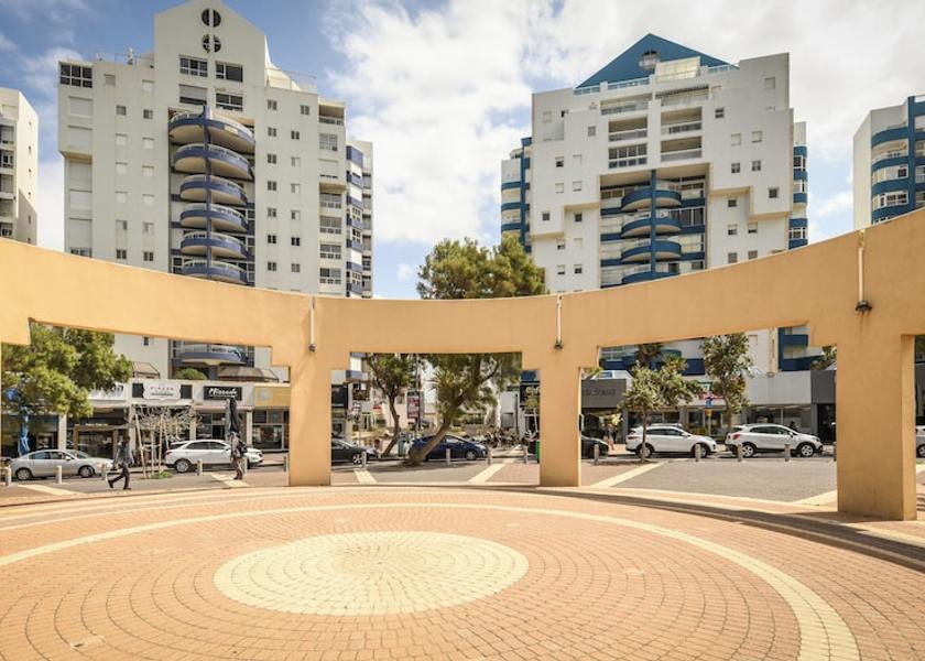 Central Netanya Street view