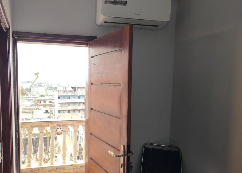 Abidjan Abidjan Exterior