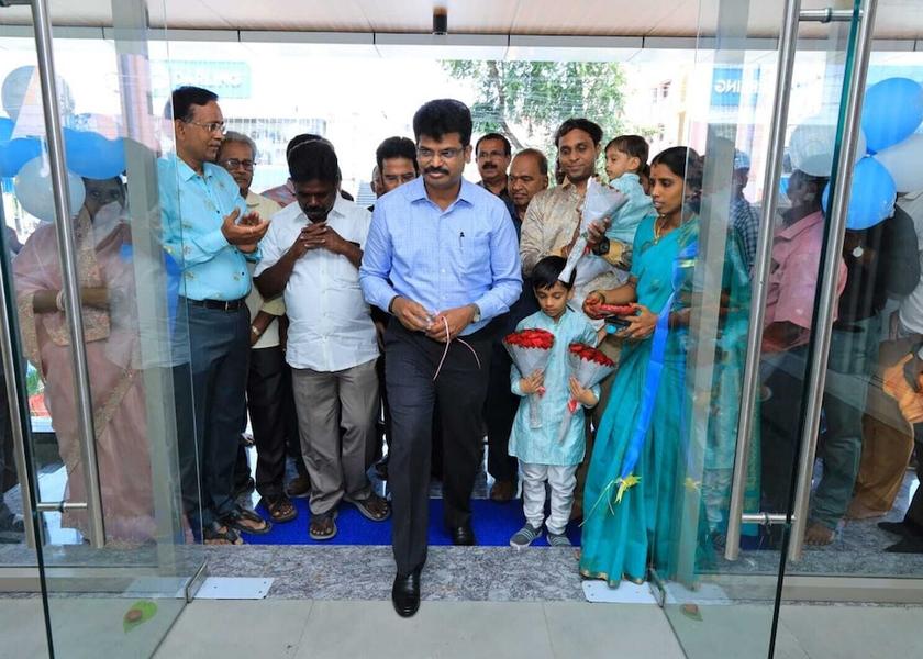 Tamil Nadu Vellore Front of property