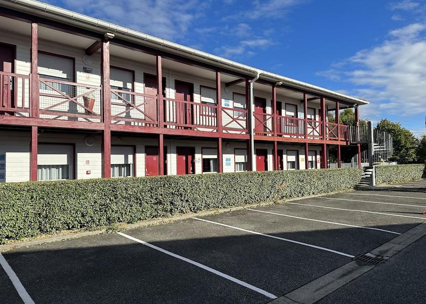 Occitanie Tarbes Front of property