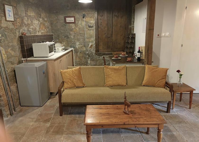 Nicosia Askas Living room