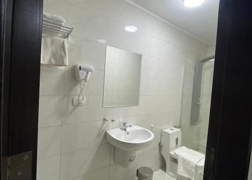 Ma'an Governorate Wadi Musa Bathroom