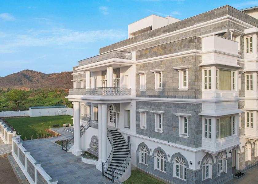 Rajasthan Udaipur Front of property