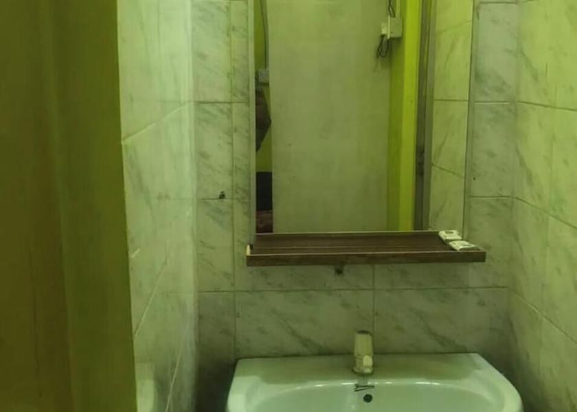 Uttar Pradesh Shahjahanpur Bathroom