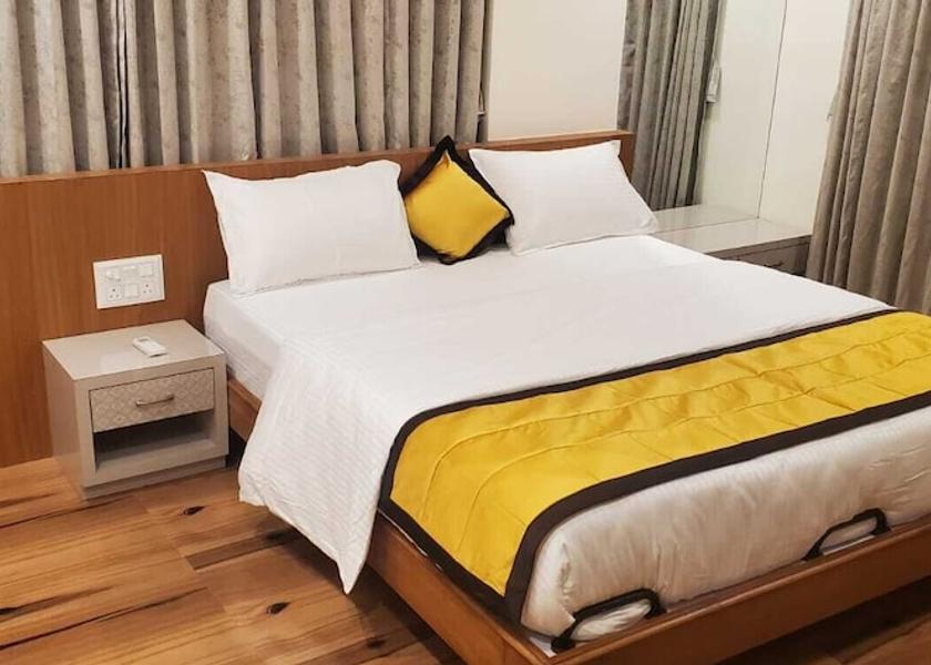 Maharashtra Shirdi Room