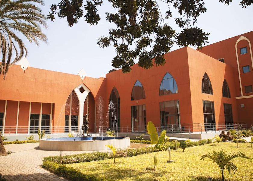 Centre Ouagadougou Front of property