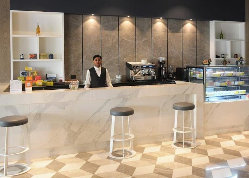 Uttar Pradesh Lucknow Breakfast buffet