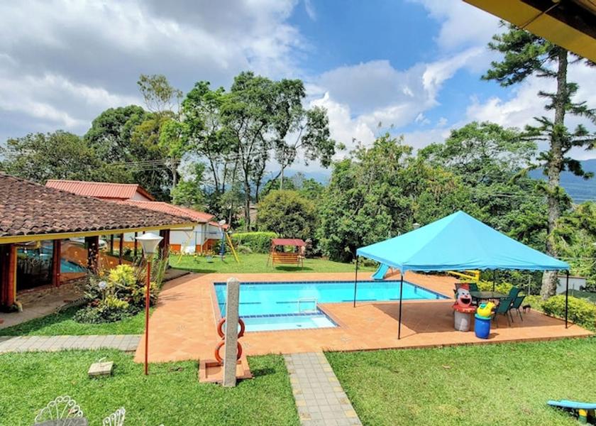 Quindío Calarcá Pool