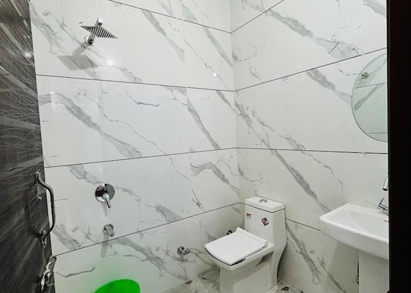 Punjab Zirakpur Bathroom