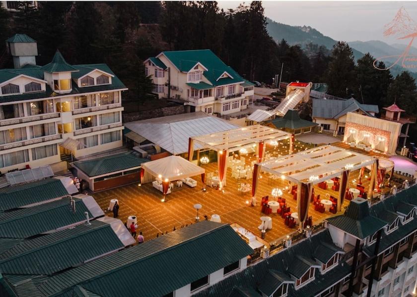 Himachal Pradesh Kufri Rooftop terrace