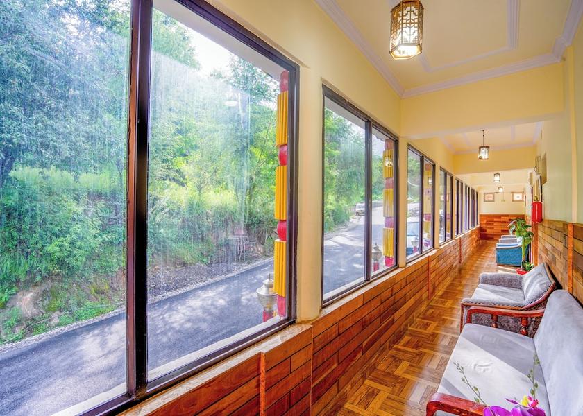 Uttarakhand Joshimath Lobby