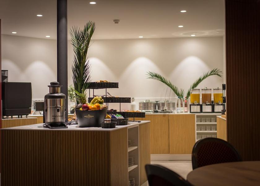 Grand Est Ribeauvillé Breakfast buffet
