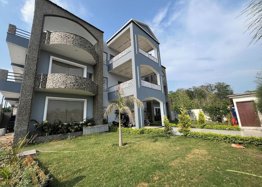 Uttarakhand Ramnagar Front of property