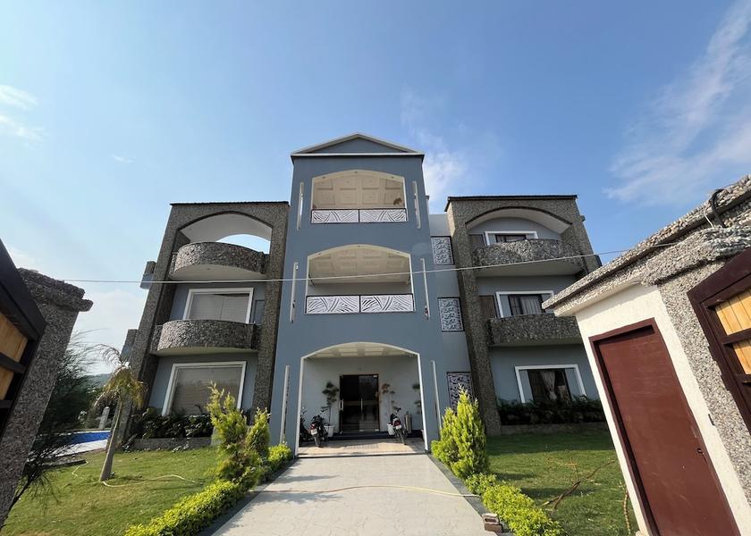 Uttarakhand Ramnagar Front of property
