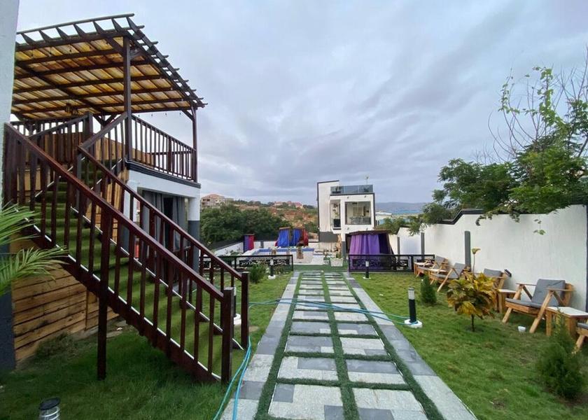 Accra Region Mile 11 Property grounds