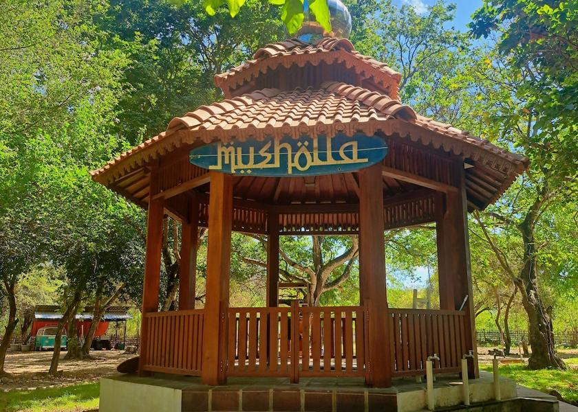 West Nusa Tenggara Sumbawa Barat Exterior