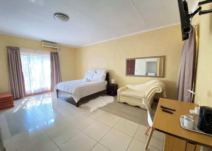 South-East Gaborone Room