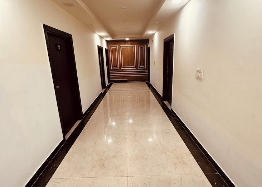 Uttar Pradesh Agra Front of property