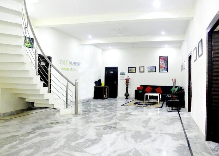 Uttar Pradesh Agra Lobby