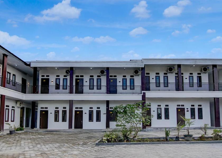 Riau Pekanbaru Exterior view