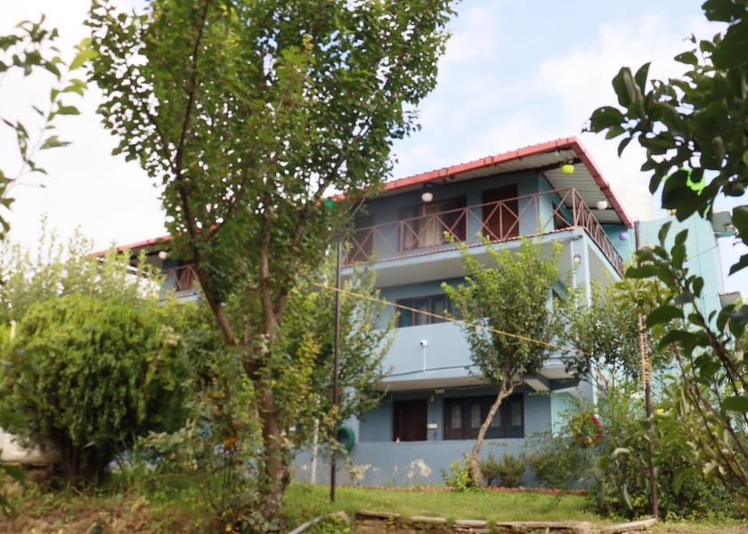 Uttarakhand Mukteshwar Front of property