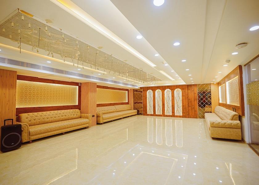 Madhya Pradesh Bhopal Lobby sitting area