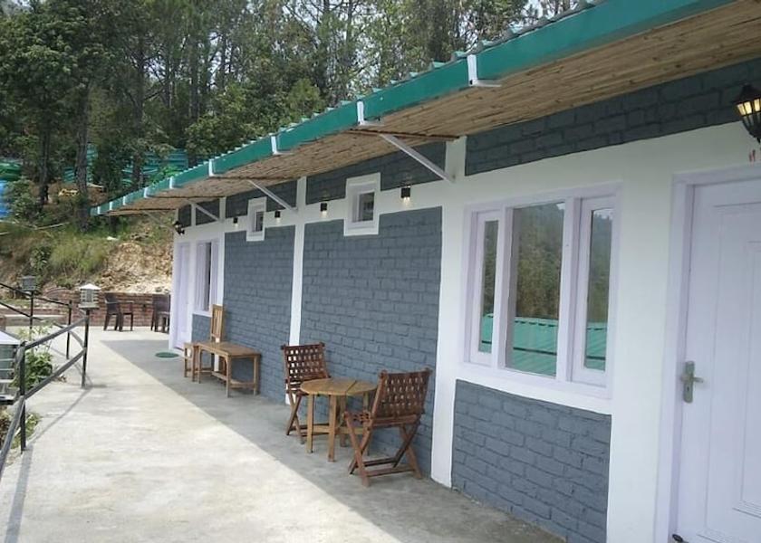Uttarakhand Mukteshwar Front of property