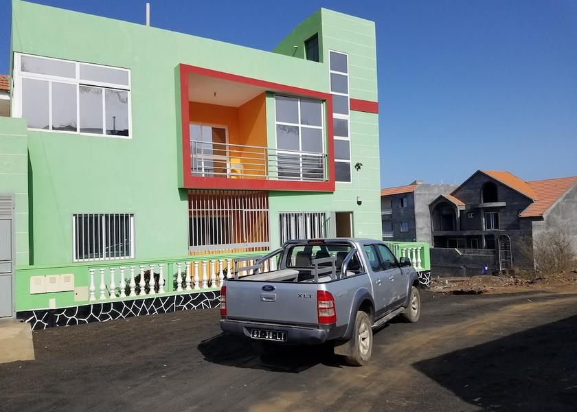  São Filipe Front of property