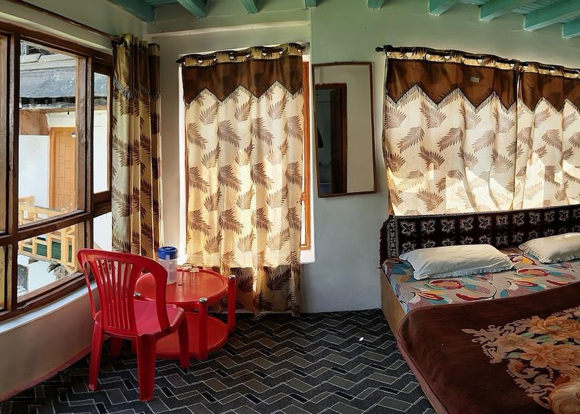 Jammu and Kashmir Pahalgam Room