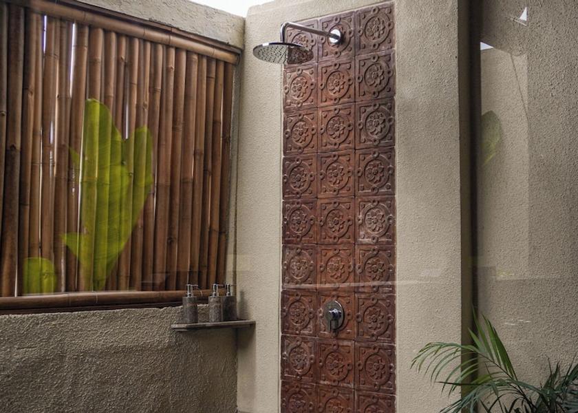 Bali Sukawati Bathroom