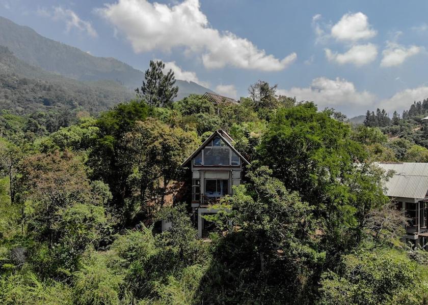 Sabaragamuwa Province Belihuloya Mountain view