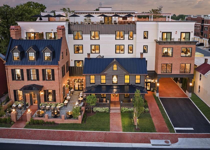 Virginia Leesburg Exterior