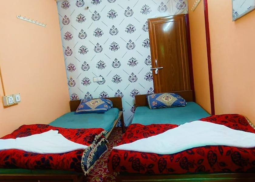 Maharashtra Trimbak Room