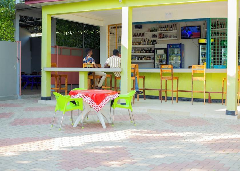 Mwanza Mwanza Bar (on property)
