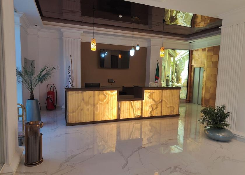  Algiers Lobby