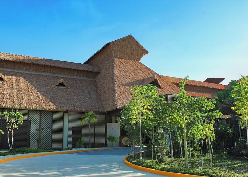 Campeche Calakmul Front of property