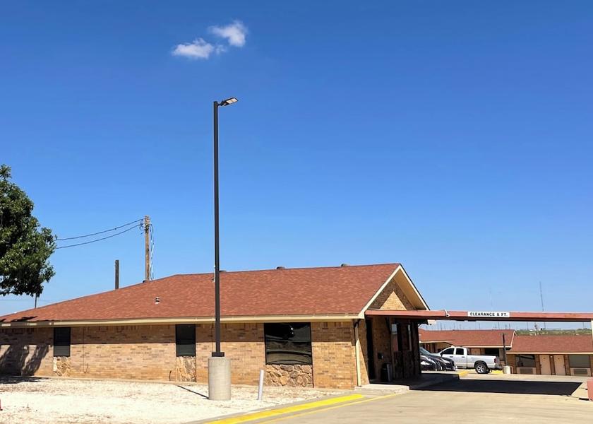 Texas Seminole Front of property