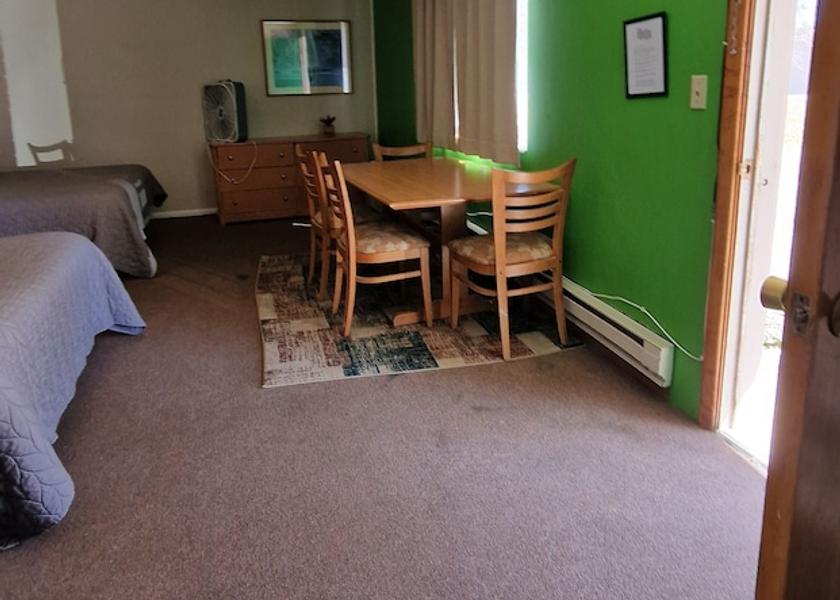 Utah Garden City Room
