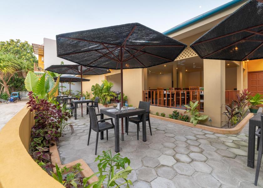 North Ari Atoll Ukulhas Facilities