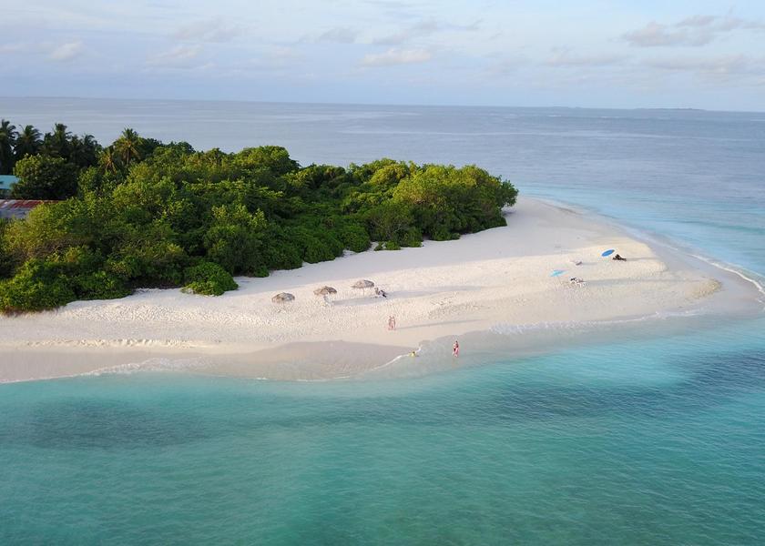 North Ari Atoll Ukulhas Beach