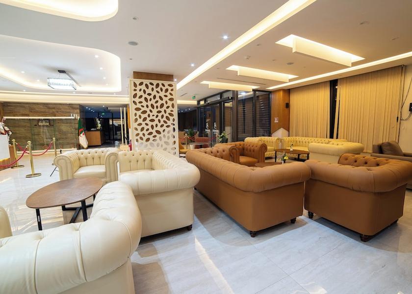 Maharashtra Algiers Lobby sitting area